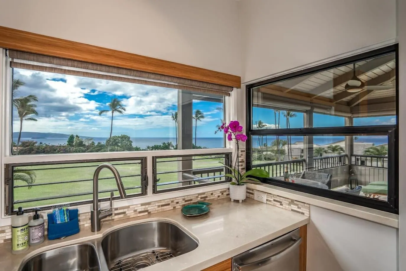 Luxurious Wailea Ocean Vistas Apartment 0*, Wailea (Maui)
